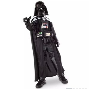 EUC Authentic Disney Darth Vader Costume with Sound box detachable cape Kids 5/6